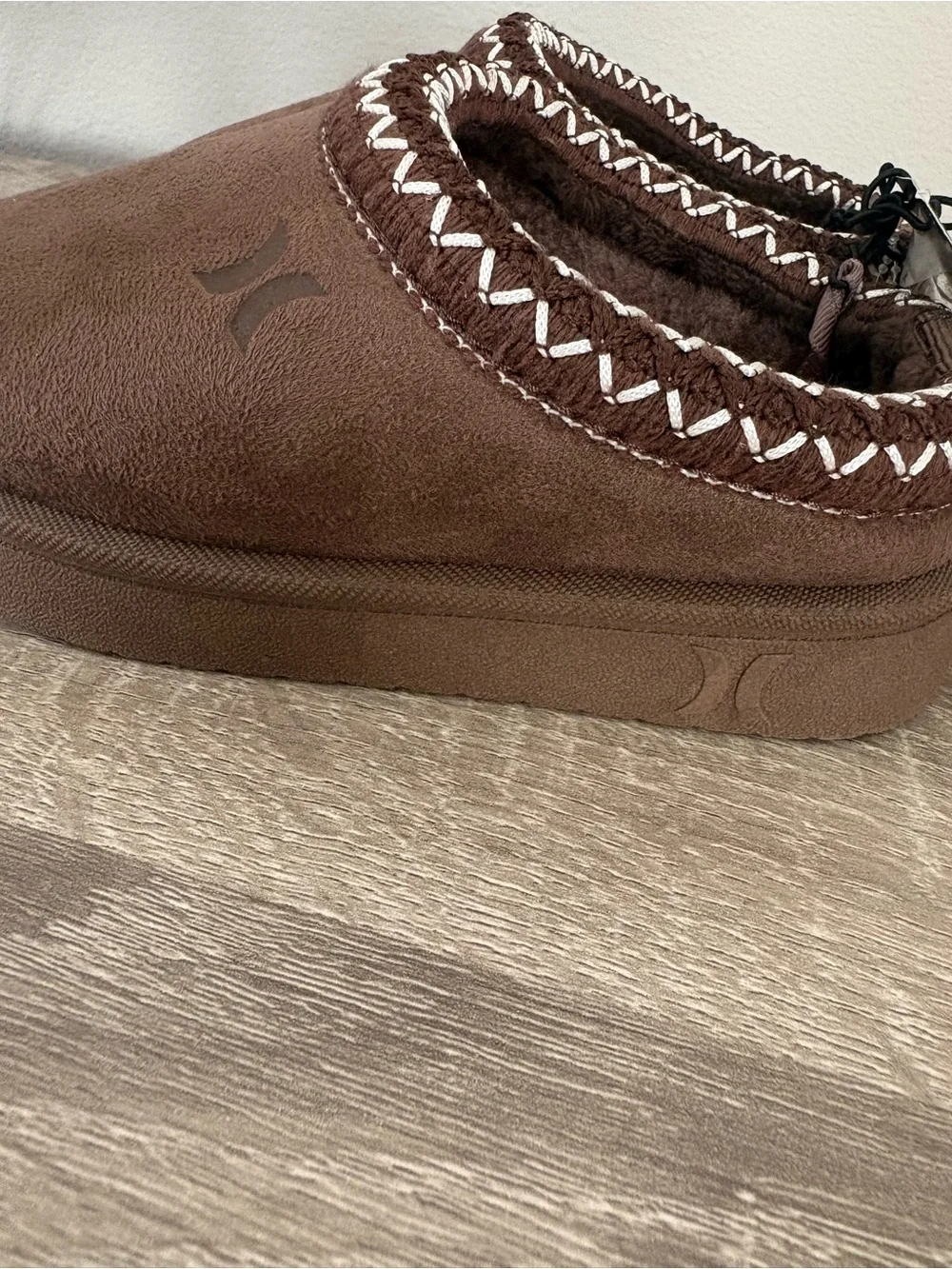 Hurley Brown Suede Slip-On Mule Slippers Size 11 - New